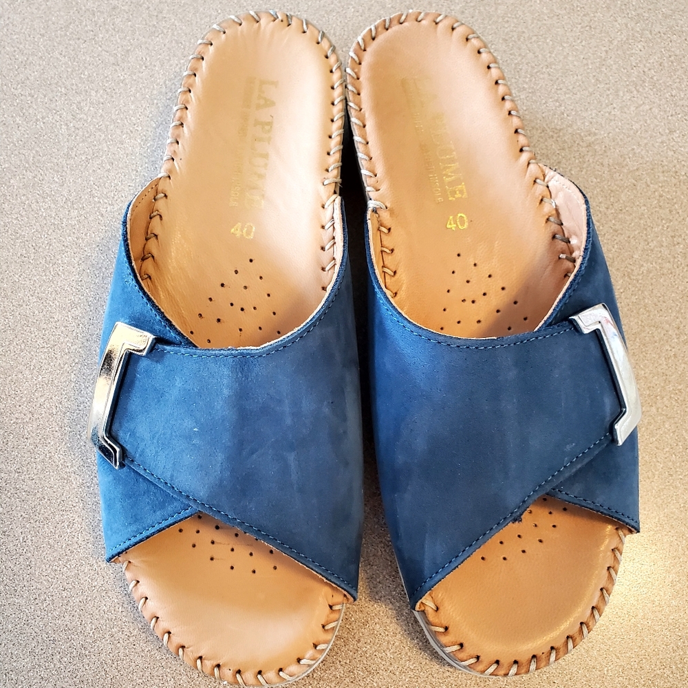 La Plume Blue Sandals New!